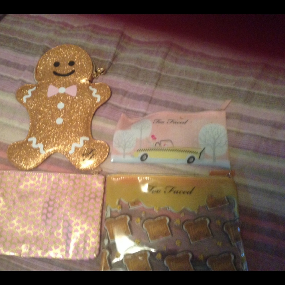 Too Faced makeup bag set